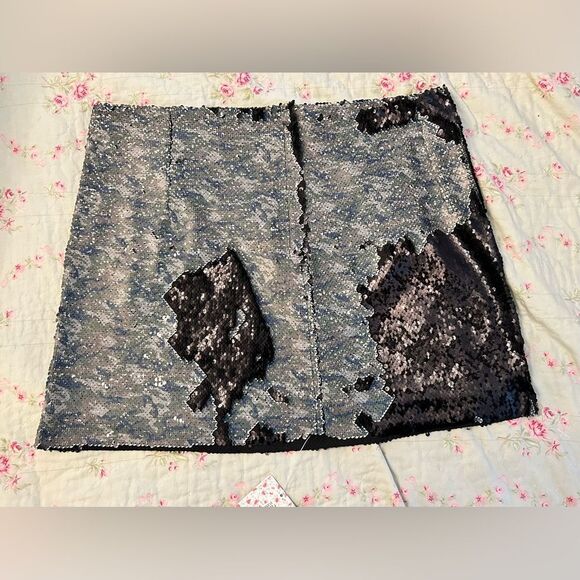 Free People FP-ONE Two Tone Camo Sequin Mini Skirt NWT Size 12 - Picture 7 of 11